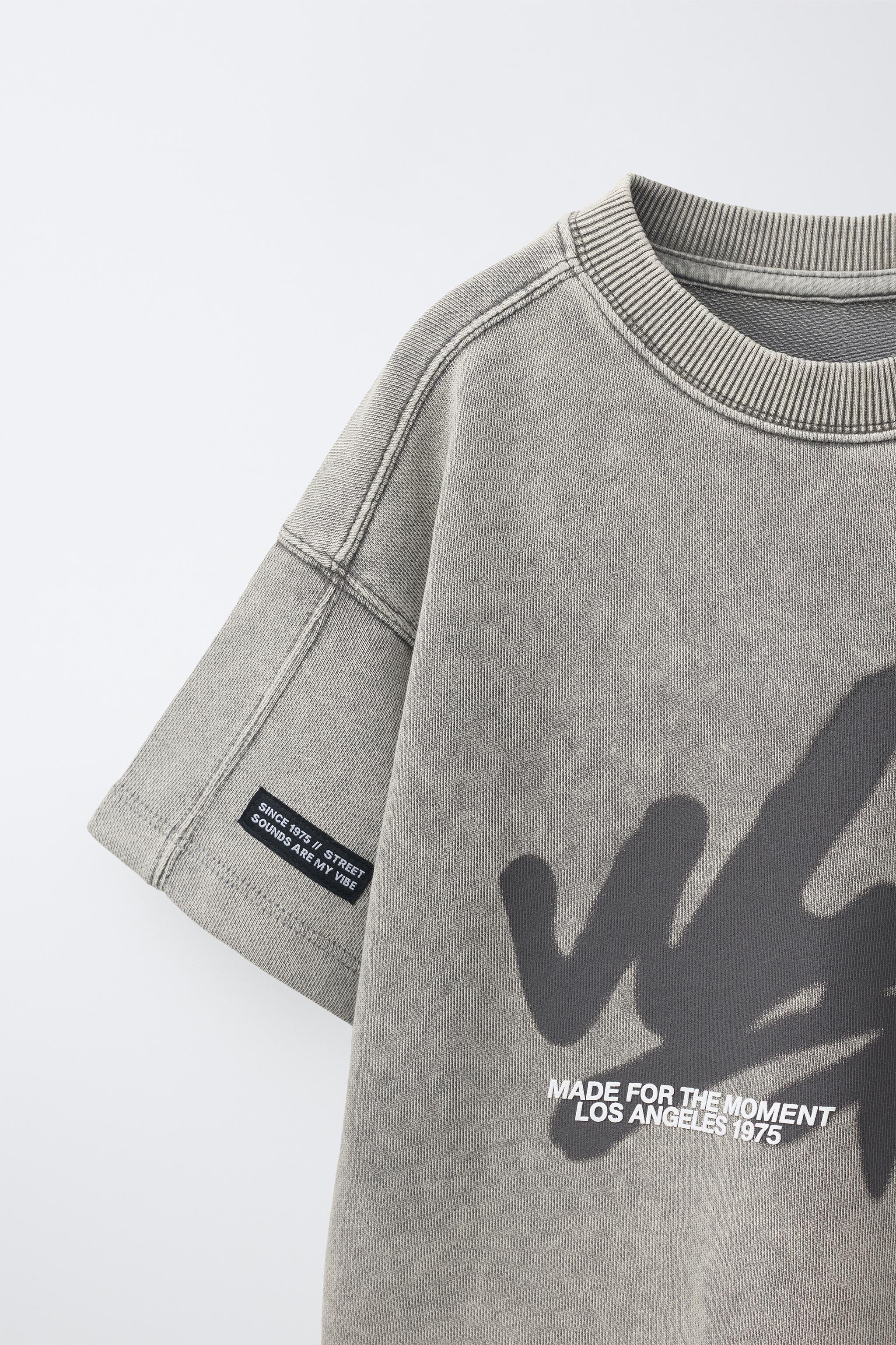 T-Shirt Graffiti Printed
